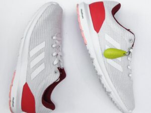 Limited Edition Strengton Sneakers (extra edition pack)